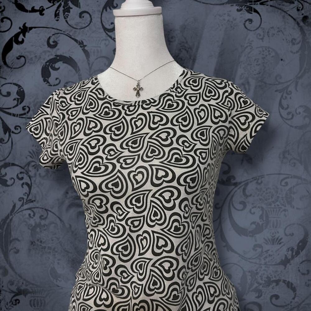 layered line black heart print black & white skinny baby tee - Picture 3 of 8